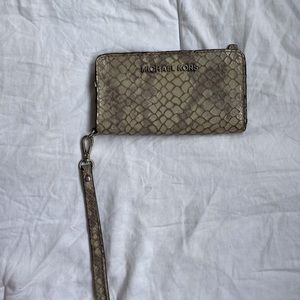 Michael Kors Wristlet